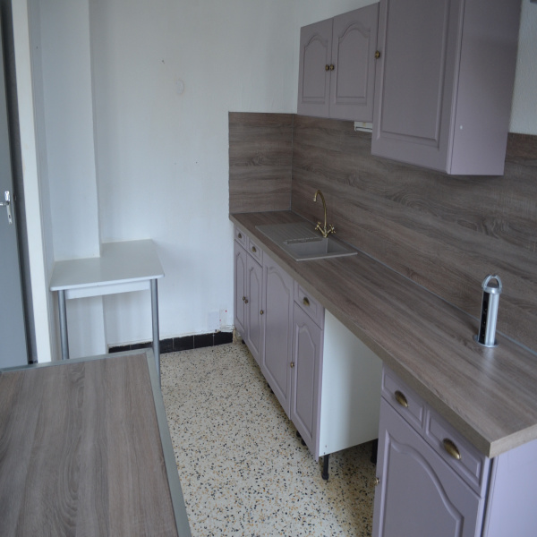 Offres de location Appartement Sarrians 84260