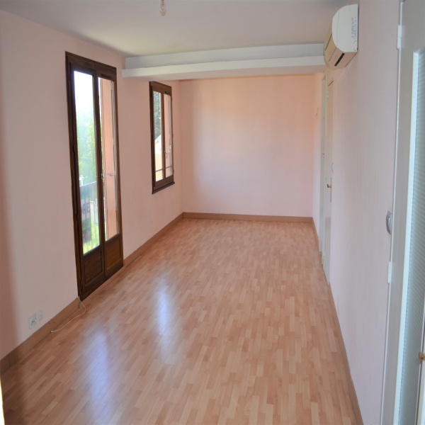 Offres de location Appartement Orange 84100