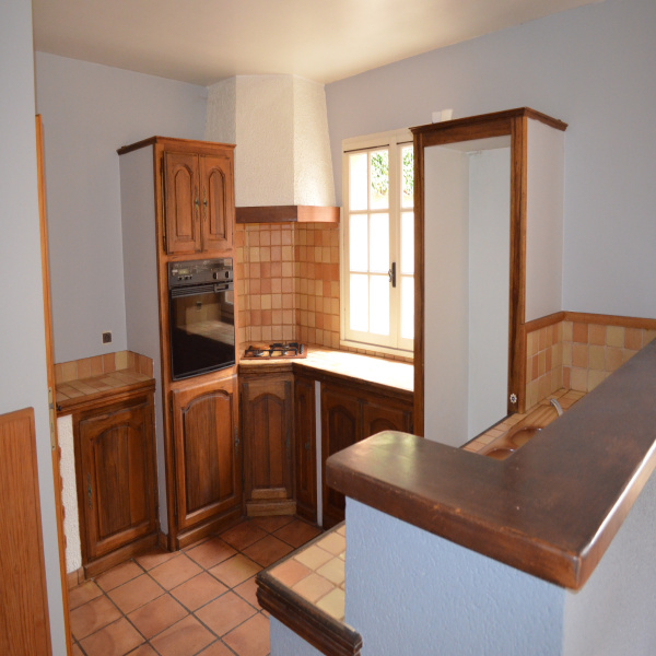 Offres de location Maison de village Sérignan-du-Comtat 84830