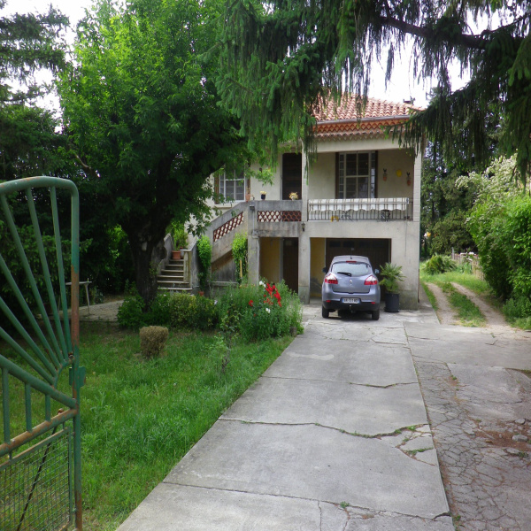 Offres de location Maison Violès 84150